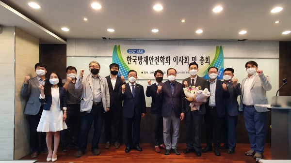 4de7a118e77bf48102c99ca6ff13e1ea_1624320